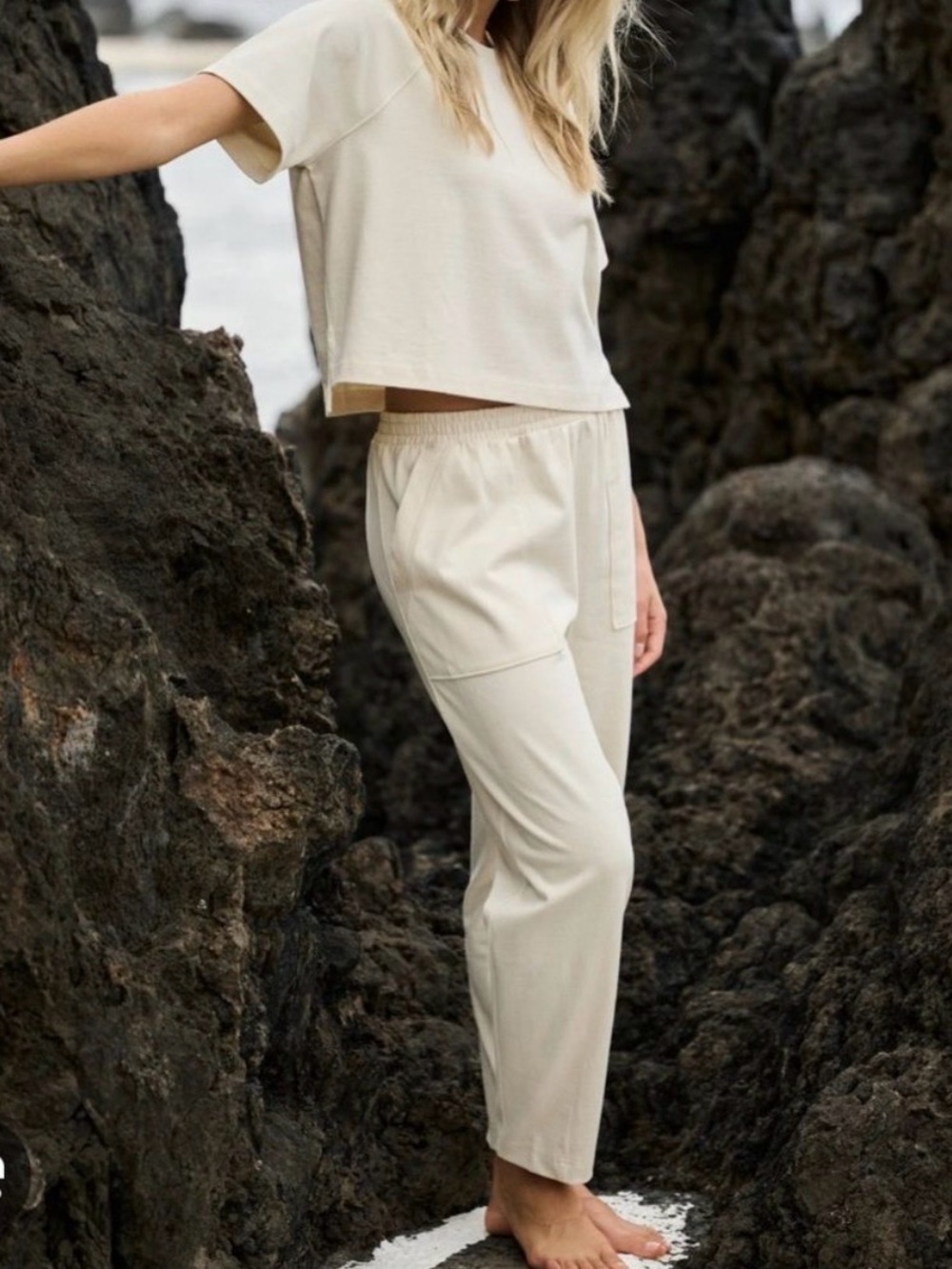 Vuori Mackenzie Pant Natural Off White Rare Discontinued 100% Cotton Size XL EUC